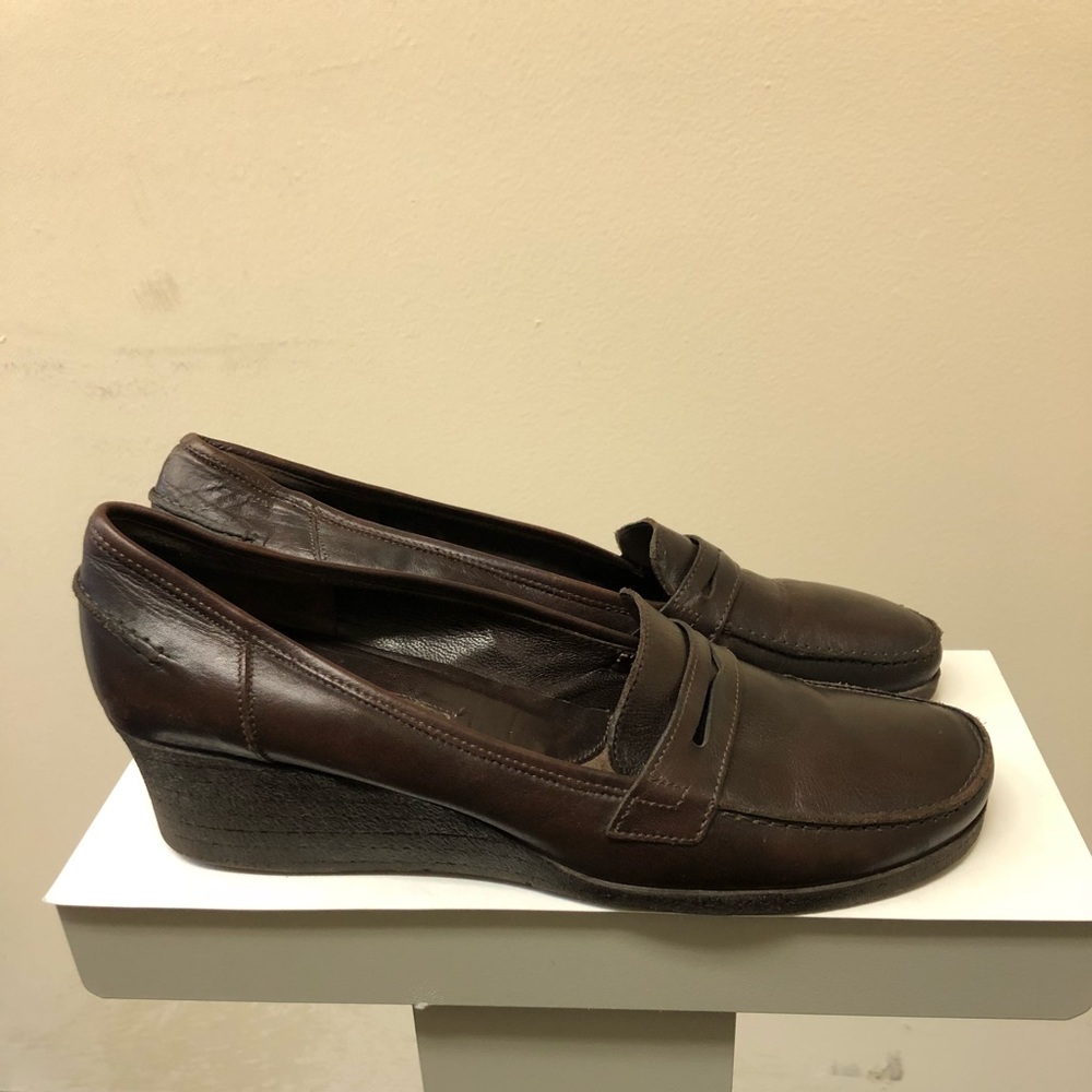 Shoes - Picture 7 of 7
